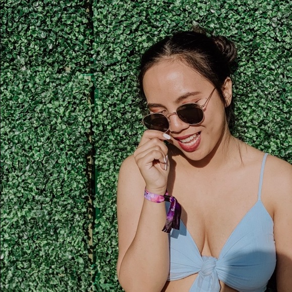 Meet your Posher, Michelle - Picture 1 of 1